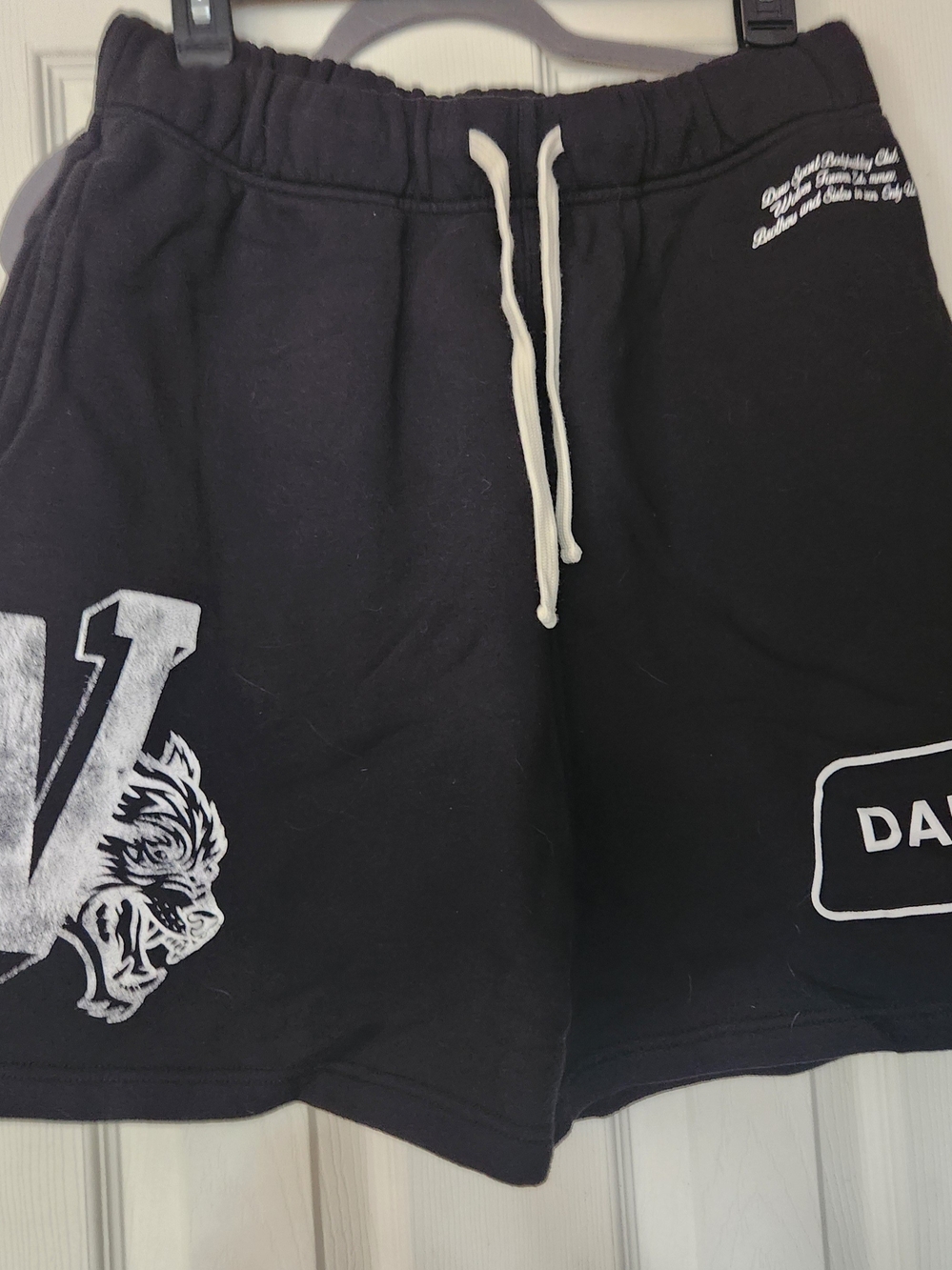 Darc Sport Black Men's Graphic Drawstring Shorts